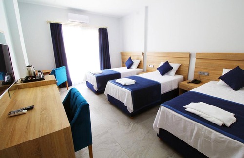 Bitez Bed & Breakfast | Family-Friendly My Bitez Suites Otel with Kitchen & Breakfast
