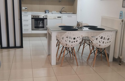 Makrys Tichos House | My Blue - Family-Friendly Retreat Steps from the Beach
