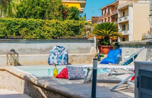 Sant'Agnello Villa | Ideal Villa Retreat: 4 Rooms, Pool & Family-Friendly Garden