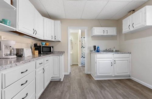 De Pere Apartment | Discover My Happy Place 2: Family-Friendly Retreat in De Pere