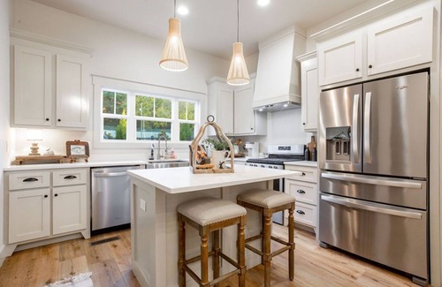 Guntersville House | Discover My Happy Place at River Rocks Plantation Retreat