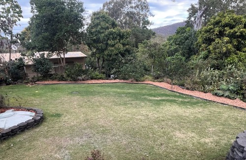 Somerset Dam House | Discover My Happy Place at Somerset Dam - Rated 9.8/10!