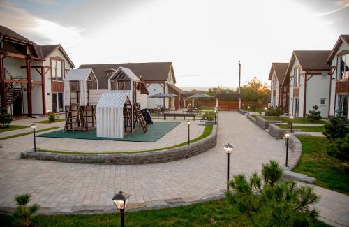 Transcarpathia Apartment | Cozy Oceanfront Retreat at My Home Apart - Rated 9.5/10