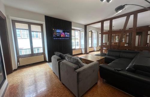 Historic Center Apartment | Child-Friendly My HOME: Guest Rated 9.8/10 for Comfort