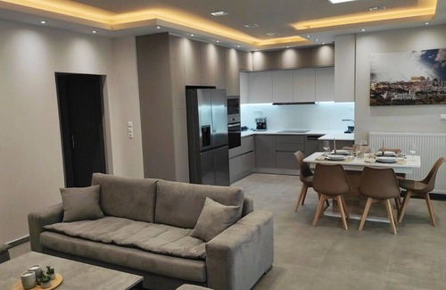 Peristeri Apartment | My Home in Greece - Free Parking , Close to Metro!