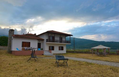 Tempi House | Discover My Home In Olympus: Pet & Child Friendly Stay