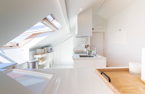 Monserrate Apartment | MY HOME IS YOUR HOME - Viana Center Apartment