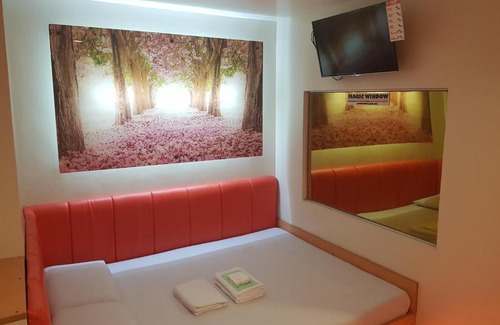 Calamba Hotel | Cozy My Inn Calamba: Enjoy Breakfast and Great Reviews