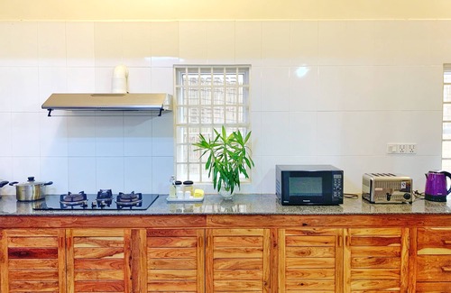 Siem Reap House | Serene 4-Bedroom Villa with Private Pool & Spa Amenities