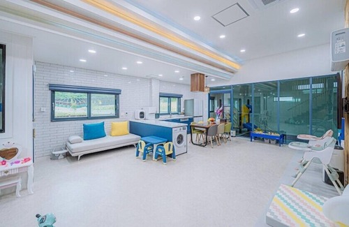 Samgon-mal House | Family-Friendly Getaway at My Kids Pool Villa