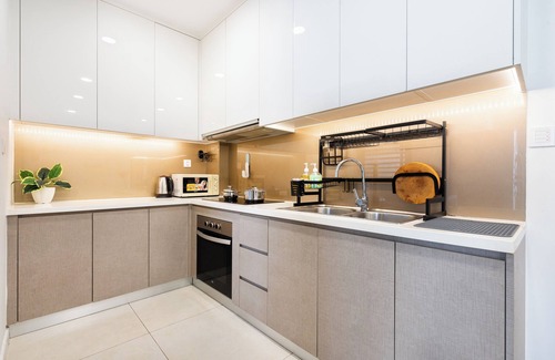 Bach Dang Riverside Apartment | My LJ Hideout No29 - Family Apartment with City View & Balcony