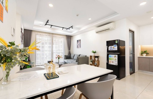 Bach Dang Riverside Apartment | My LJ Hideout No29 - Family Apartment with City View & Balcony