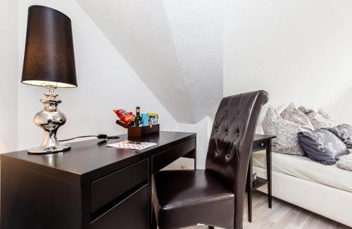 Deutz Apartment | Convenient MY Messe & Business Home near Lanxess Arena