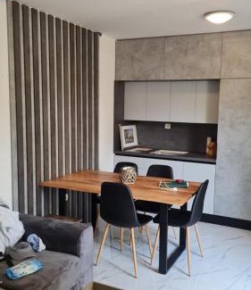 Necujam Apartment | Experience My Oasis: Ocean View, Pool & Private Beach