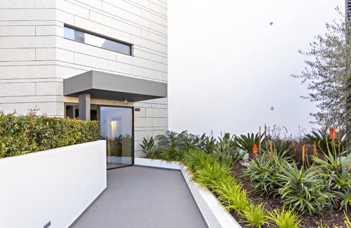 Cabanas Apartment | Inviting Ocean View Hotel with Pool and Family Amenities