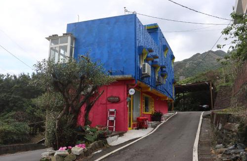 Ruifang House | Discover My Ocean Villa: Pet-Friendly Oceanfront Retreat
