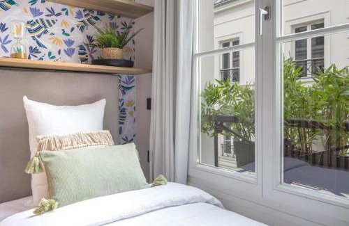 Quartier Saint-Georges Apartment | My Opera In Paris