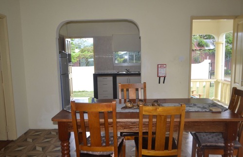 Praslin Island Villa | Oceanfront Villas at My Ozi Perl Guest Houses