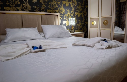 Pendik Hotel | Cozy My Palace Rooms: Family-Friendly with Pool & Spa