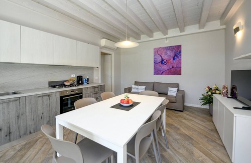 San Benedetto di Lugana Apartment | Family-Friendly Retreat at My Peschiera Home Fornaci 1