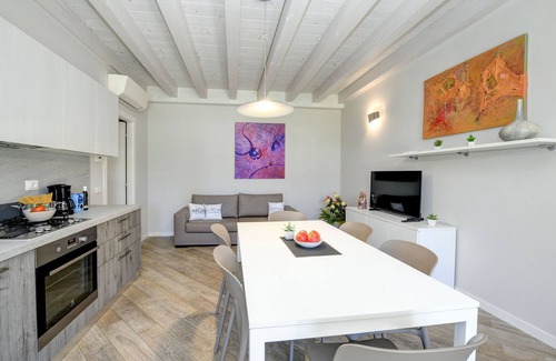 San Benedetto di Lugana Apartment | Family-Friendly Retreat at My Peschiera Home Fornaci 1