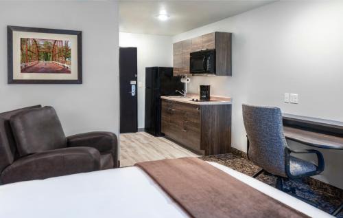 Moab Hotel | Inviting My Place Hotel in Moab, UT with Pool & Hot Tub