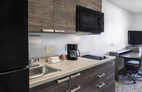 Shakopee Hotel | Comfortable My Place Hotel in Shakopee with Great Amenities