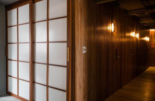 Ezeiza Hotel | Cozy My Pod Capsule Boutique Airport: Pet-Friendly Stay