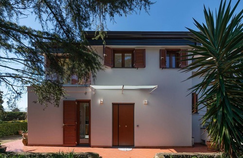 Sant'Agata sui Due Golfi Villa | My Rental Homes - Villa Ava, with swimming pool and and garden.