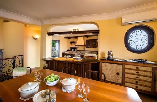 Sant'Agata sui Due Golfi Villa | My Rental Homes - Villa Tortuga on Sorrento hillside with pool and sea view
