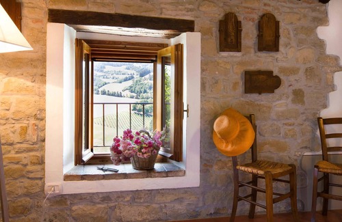 Tredozio Villa | Villa Beatrice: Private Pool & Ocean View Retreat Awaits