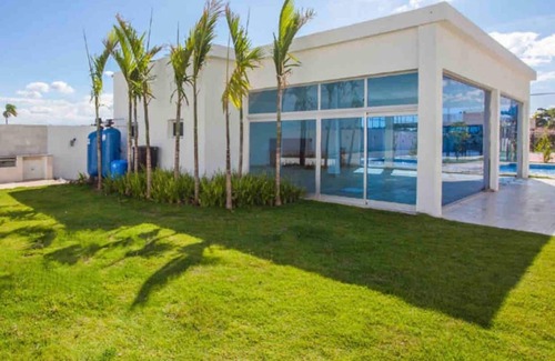 Santiago Province House | Discover My Sweet Home M7: Pet-Friendly & Spa Amenities