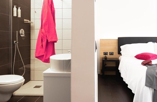 L'Aquila Hotel | My Suite Hotel: Guest Rated 9/10 with Pet-Friendly Amenities