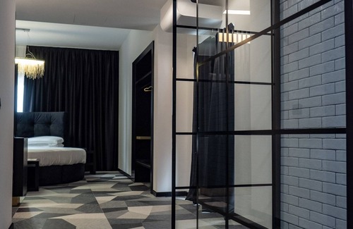 L'Aquila Hotel | Exceptional My Suite Hotel: 4-Star Comfort & Spa Amenities