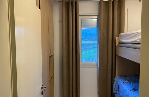 Orikum Apartment | Inviting View: Family-Friendly Hotel with Pool Access