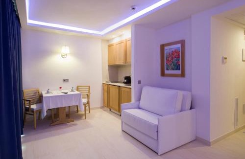 Sant Josep de sa Talaia Apartment | Elegant My Way Ibiza Studio with Pool & Restaurant Access