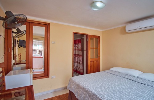 Varadero Bed & Breakfast | Cozy Home & Beach B&B with Spa, Breakfast & Family Care