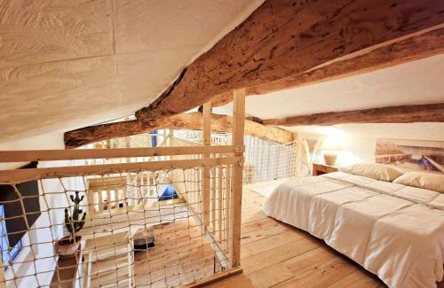 Allegre Les Fumades Apartment | Discover Mya Casa: Family-Friendly Getaway Awaits