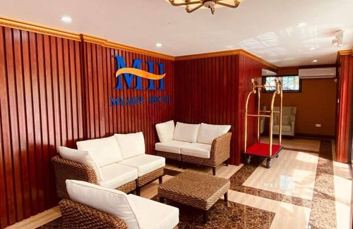 Colonarie Hotel | Experience Myah's Suites: Rated 9/10 with Pool & Spa