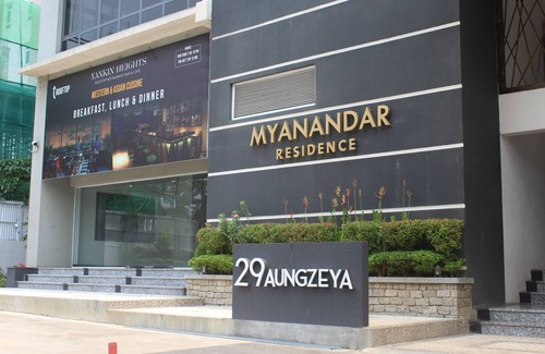 Yankin Township Apartment | Elegant Myanandar Residence: Top-Rated Stay with Dining & More