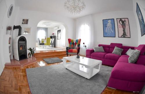 Klenovica House | Relax at MyDayHouse: 4-Star Oceanfront Paradise Awaits