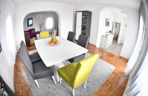 Klenovica House | Relax at MyDayHouse: 4-Star Oceanfront Paradise Awaits