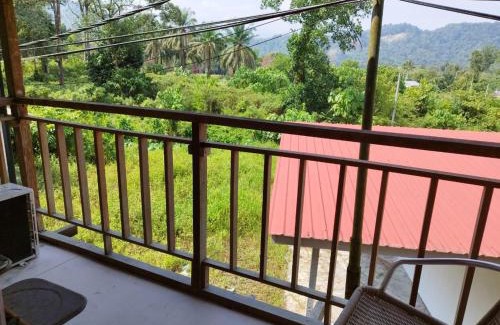 Air Kuning Hotel | Welcoming MyDusun Chalet: Family-Friendly Retreat in Taiping