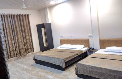 Amritsar Bed & Breakfast | Convenient Mye Home Stay Near Golden Temple Awaits You