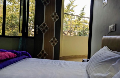 Amritsar House | Budget-Friendly Mye Home Stay Near Golden Temple - 9/10 Rating