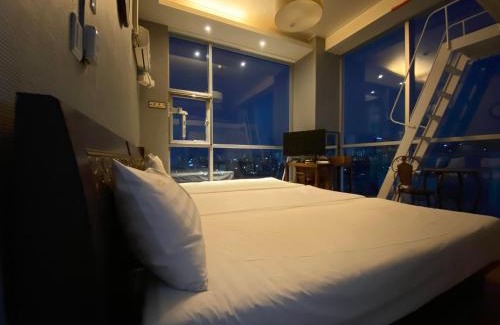 Gwanghui-dong Hotel | Comfortable Myeongdong Merlin Hotel with Breakfast & Hot Tub