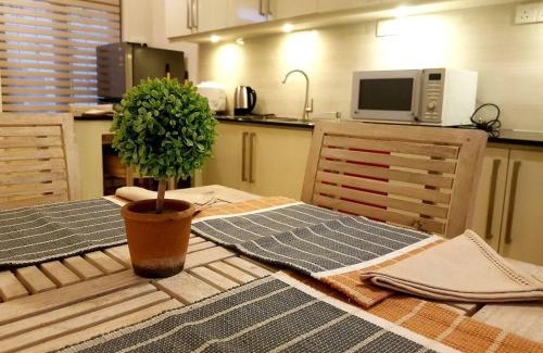Kirula Apartment | Discover MyHaven: Private Entrance & Child-Friendly Stay