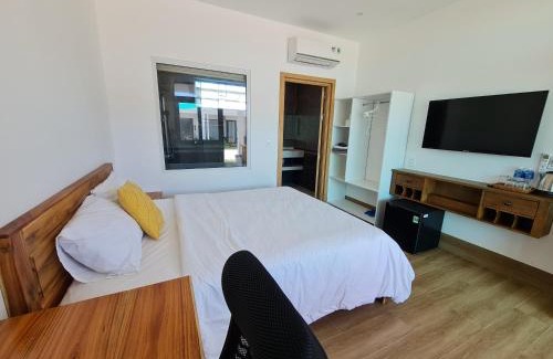 Ninh Hai Hotel | Unwind at Myhoa Lagoon - Pet-Friendly Paradise with Beach Access