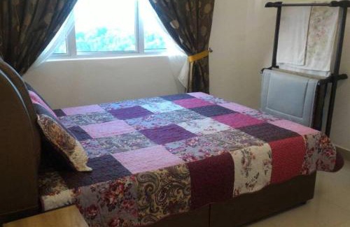 Seri Kembangan Apartment | Scenic MyHome 2B at Seri Kembangan with Pool Access