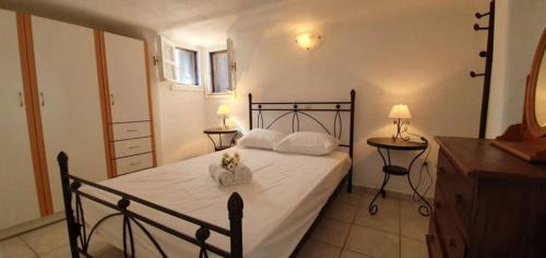 Platis Gialos Apartment | Pet-Friendly Mykonos Heritage Apartment with Ocean Views